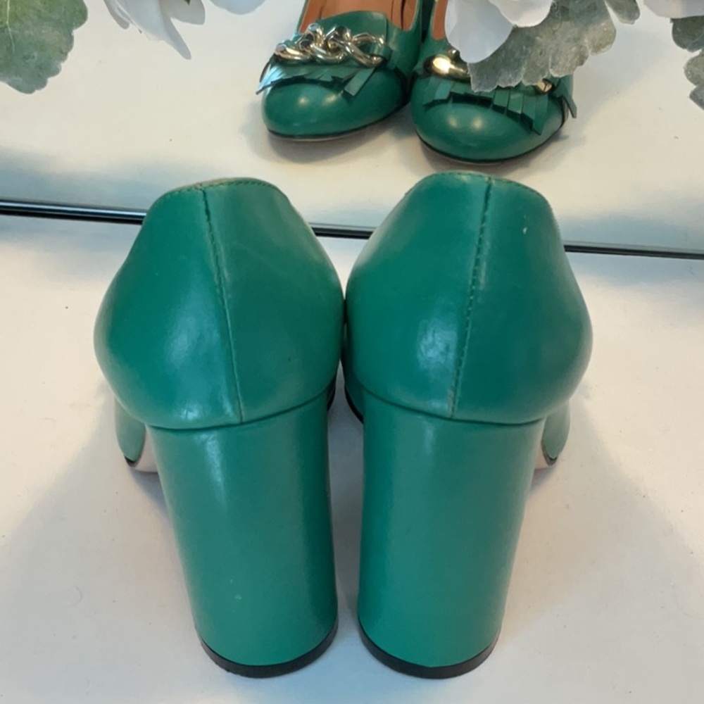 Muse Green Leather Heels with Gold Chain Detail - Picture 5 of 11